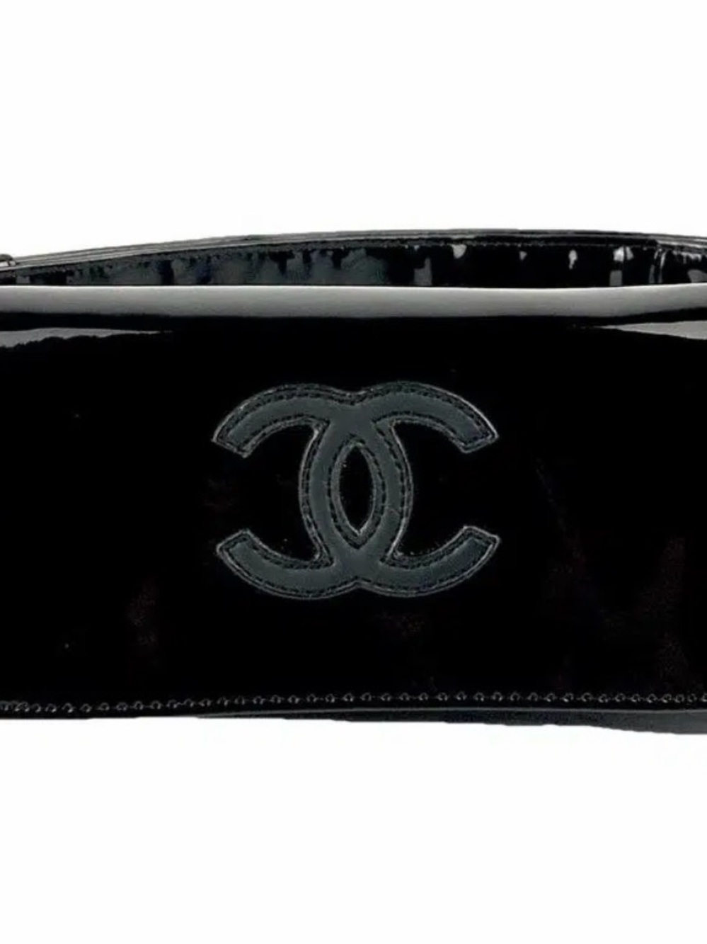 CHANEL Black Patent  CC Logo Waist Bag - Picture 2 of 10